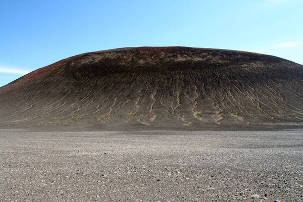 View Barren Plain Nothing Small Stones Bleak Black Hill Furrows — Stock Photo, Image