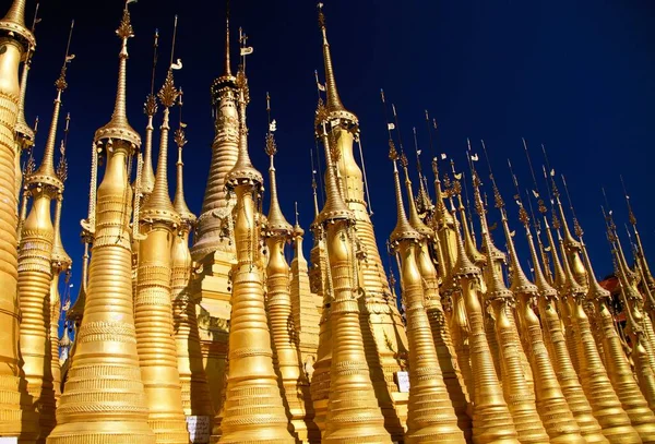 Shwe Indein Pagoda Myanmar Diciembre 2015 Ver Aislado Innumerables Pagodas — Foto de Stock