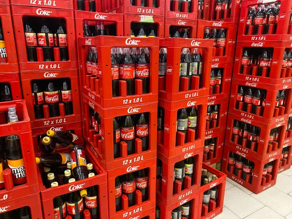 Toenisvorst Germany May 2020 View Isolated Stacked Red Coca Cola — Stock Photo, Image