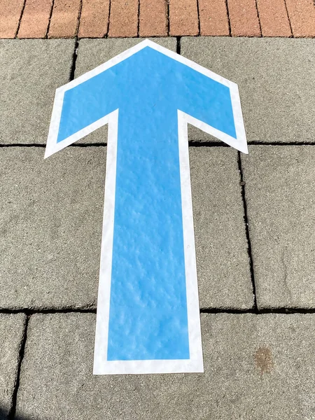 Isolated Blue Arrow Pavement Showing Direction Straight Ahead — Stock Photo, Image