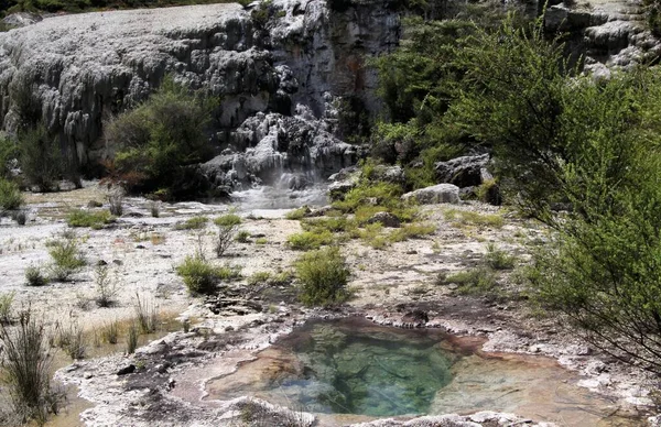 Orakei Korako Vallée Géothermique Cachée Vue Sur Cascade Avec Piscine — Photo