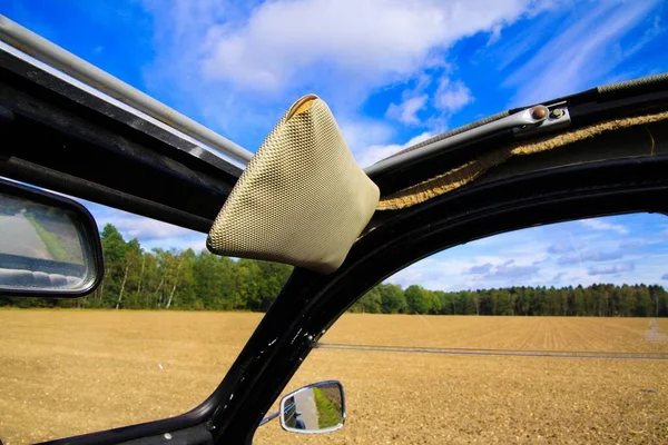 Vue Travers Toit Pliant Ouvert Les Fenêtres Cabriolet Français Classique — Photo