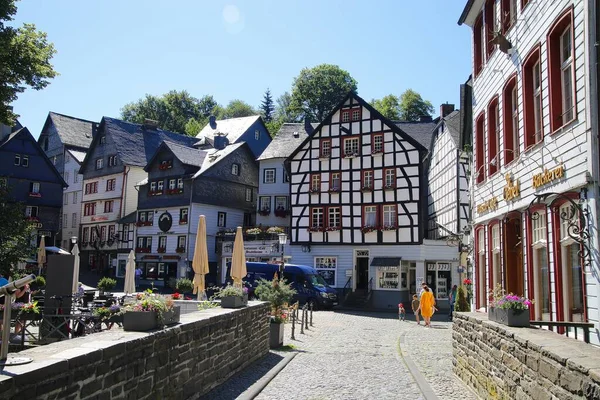 Monschau Germany Eifel Липня 2020 Вигляд Через Міст Площі Дерев — стокове фото