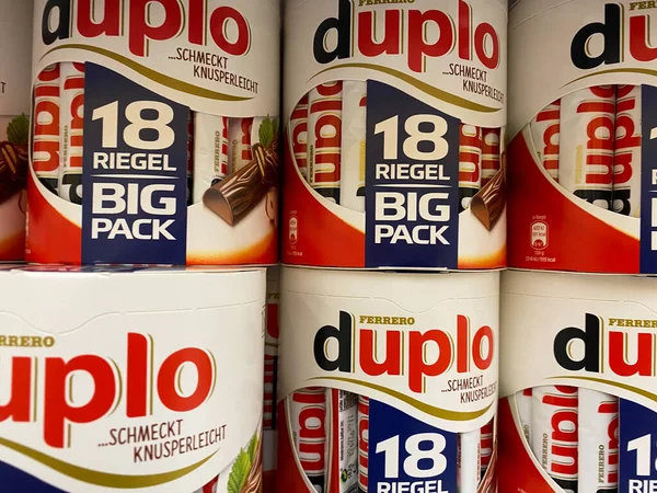 Viersen Alemania Julio 2020 Ver Pila Duplo Cajas Chocolate Estante — Foto de Stock