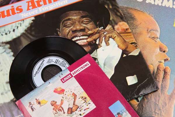 Viersen Deutschland Juli 2020 Nahaufnahme Der Louis Armstrong Jazz Plattencover — Stockfoto