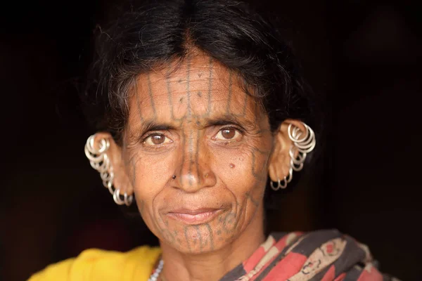 Gunupur India November 2019 Ongeïdentificeerde Desia Kondh Stamvrouw Een Landelijk — Stockfoto