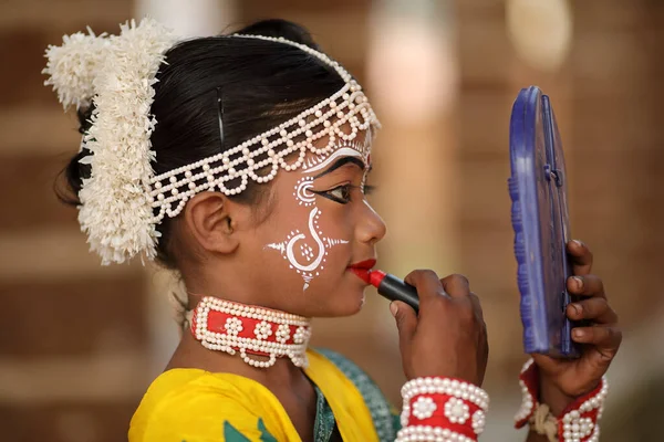 Puri India December Ember 2019 Unidentified Young Gotipua Dancing Traditional 免版税图库照片
