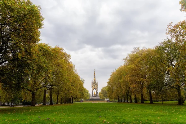 London United Kingdom October 2017 Prince Albert Statue Kensington Gardens — Stock Photo, Image