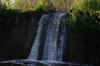 Derin orman şelale Erawan şelale Milli Parkı Kanjanaburi Thailan.