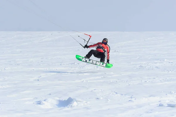 Geroimovka Ukraine March 2018 Frosty Morning Man Engaged Winter Kiting — Stock Photo, Image