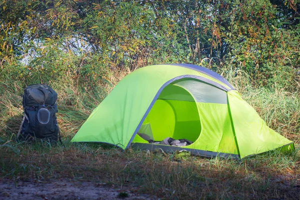 Grünes Zelt Auf Einem Zeltplatz Wald — Stockfoto