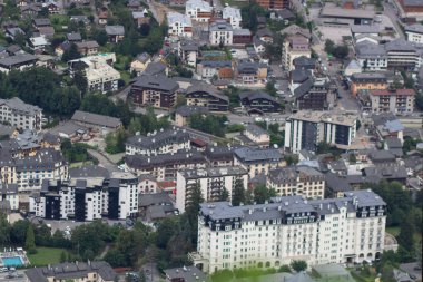 Chamonix köyü üstten görünüm, Fransa.