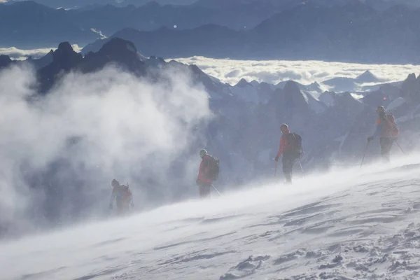 Mont Blanc Frankrijk Augustus 2018 Bergbeklimmers Klimmen Chamonix Frankrijk Mont — Stockfoto