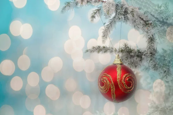 Red Christmas Ball Hanging Christmas Tree — Stock Photo, Image