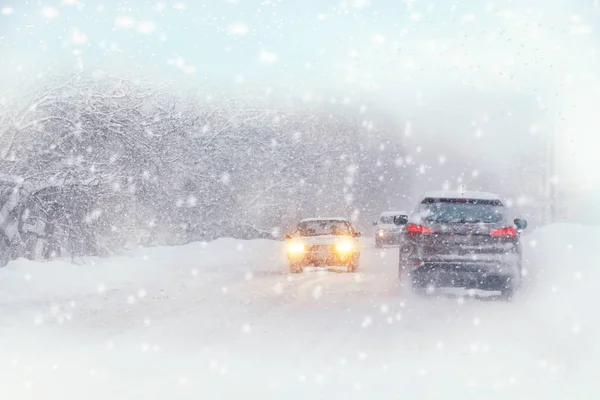 Winter Snow Blizzard Poor Visibility Road Car Blizzard Road Headlights — Stock Photo, Image