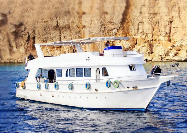 Pleasure Yacht Anchored Coast Egypt — Stock Photo, Image