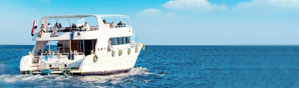 Pleasure Yacht Anchored Coast Egypt — Stock Photo, Image