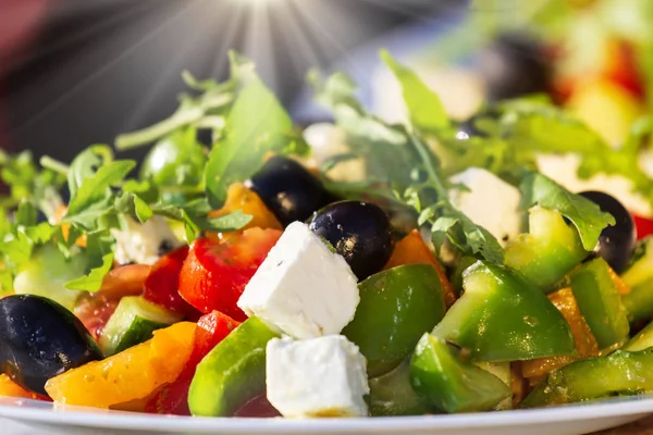 Taze Sebze Salatası Yakın Yunan Salatası — Stok fotoğraf