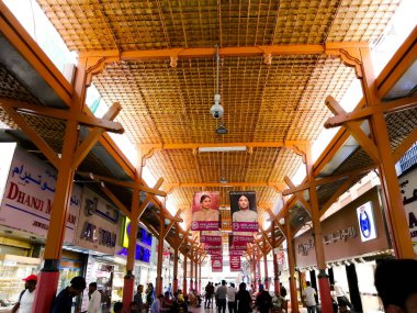 Geleneksel çarşı Dubai 'deki en popüler alışveriş merkezlerinden biridir..