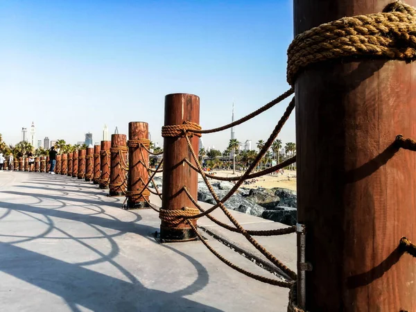 Dubai 'deki Meras plajı