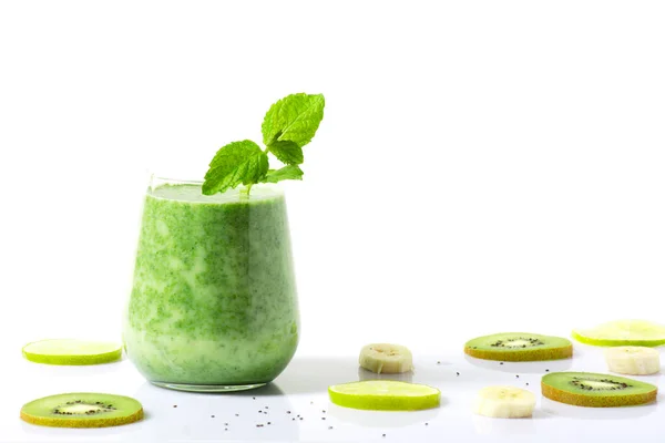 Ein Glas Mit Grünem Frucht Smoothie Steht Auf Weißem Hintergrund — Stockfoto