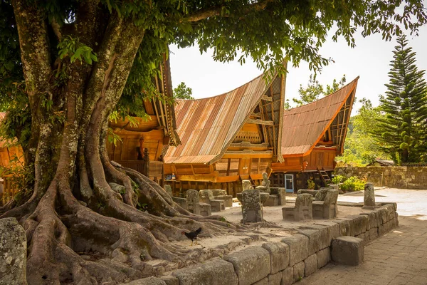 Традиционные Батакнезские Дома Самосире Озере Тоба Суматра Индонезия — стоковое фото