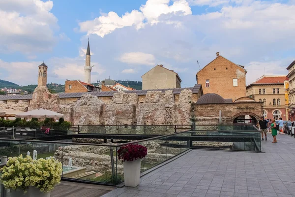 Sarajevo Bósnia Herzegovina Julho 2018 Ruína Taslihan Cidade Velha Bascarsija — Fotografia de Stock