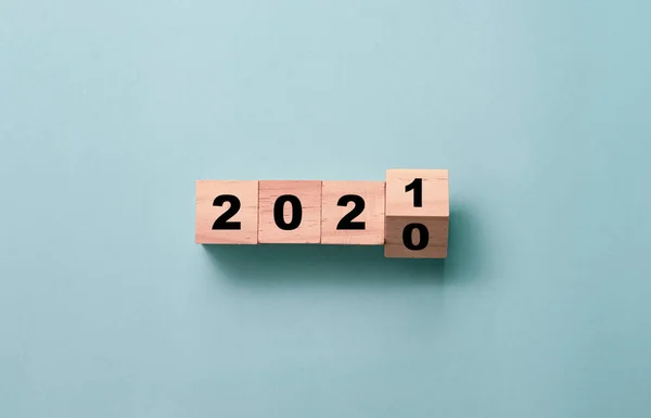 Kippen Der Holzwürfel Block Ändern 2020 Bis 2021 Jahr Frohe — Stockfoto