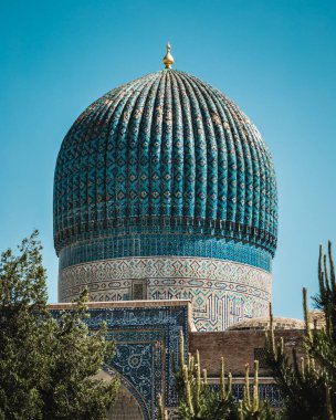 Ortaçağ 'ın en önemli mimari gruplarından biri olan Gur Emir' in kubbesi.