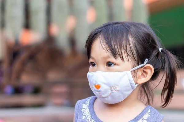 Portré Kép Éves Csecsemőről Boldog Ázsiai Gyermek Lány Mosolyog Visel — Stock Fotó