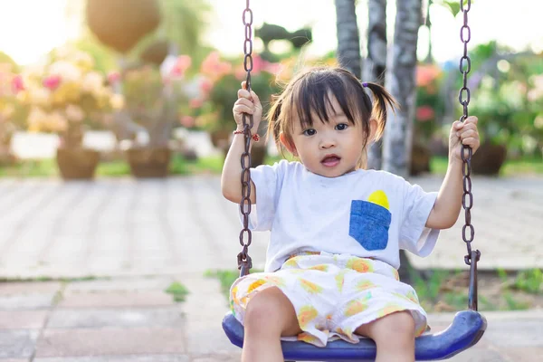 Foto Bayi Berusia Tahun Happy Playful Asia Anak Gadis Tersenyum — Stok Foto