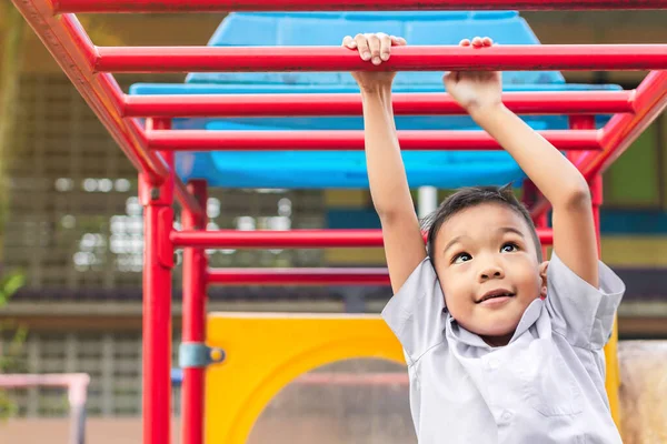 Latihan Anak Untuk Kesehatan Dan Konsep Olahraga Anak Laki Laki — Stok Foto