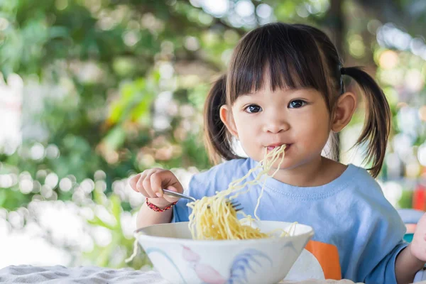 Foto Bayi Usia Sampai Tahun Anak Gadis Asia Yang Bahagia — Stok Foto