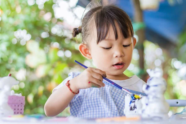 Potret Sampai Yeas Bayi Tua Anak Gadis Asia Yang Bahagia — Stok Foto