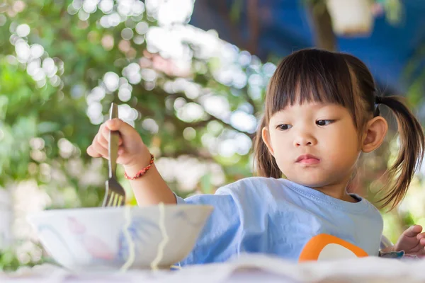 Potret Sampai Yeas Bayi Tua Anak Gadis Asia Yang Bahagia — Stok Foto