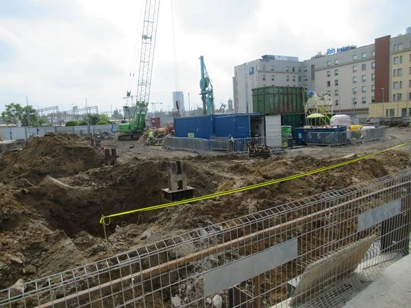 Polonya 'da Krakow' un merkezinde inşaat.