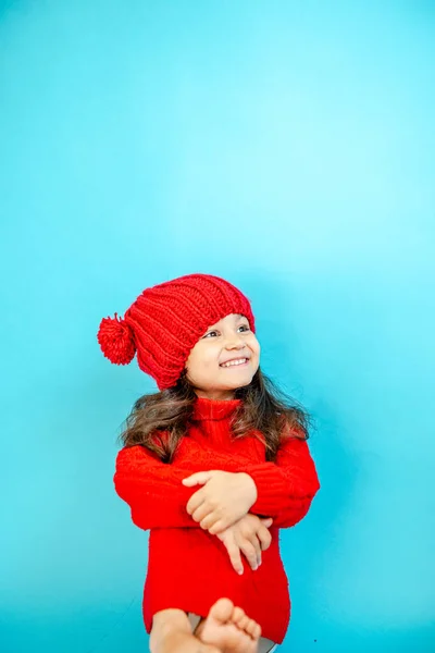 Portrait Little Curly Haired Girl Knitted Red Hat Winter Little — Stock Photo, Image