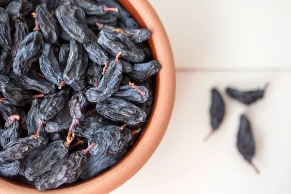 Black Raisins Bowl — Stock Photo, Image