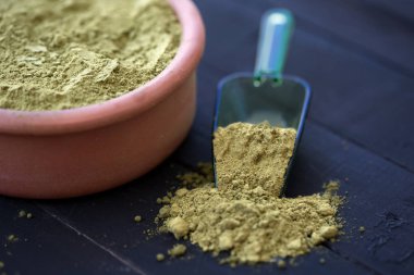 Doğal Kuru Henna Pudrası 