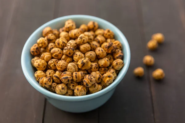 Roasted Chickpea Bowl Wooden Background Turkish Known Leblebi — Stock Photo, Image