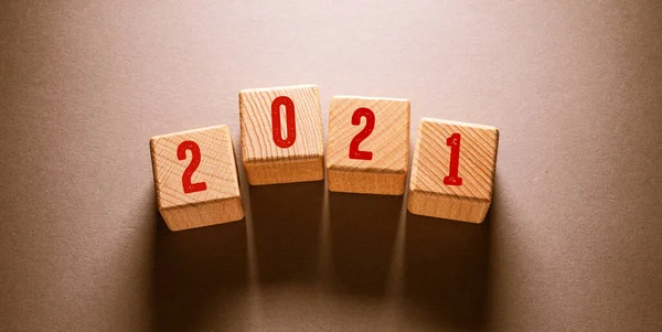 Tahta Küpler Üzerine Yazılan 2021 Kelime