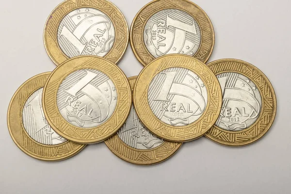 Βραζιλιάνικο Χρήμα Ενιαίο Νόμισμα Λευκό Φόντο — Φωτογραφία Αρχείου