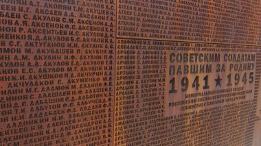 Rjev Anıtı, Anıt, İkinci Dünya Savaşı Anıları, Aileler, Rus askerleri, Savaş, Hafıza, Masa