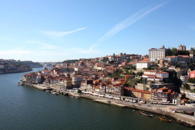 Porto şehri ve Douro Nehri 'nin Panoraması