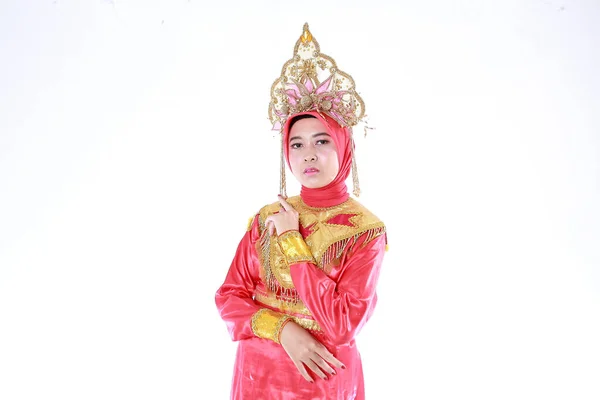 Vacker Leende Asiatisk Flicka Bär Uppsättning Moderna Traditionella Kläder Traditionella — Stockfoto