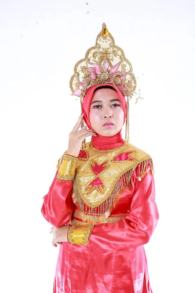 현대의 의상을 아름다운 아시아인 전통적 의상은 인도네시아에서 것이다 인도네시아 여자들 — 스톡 사진
