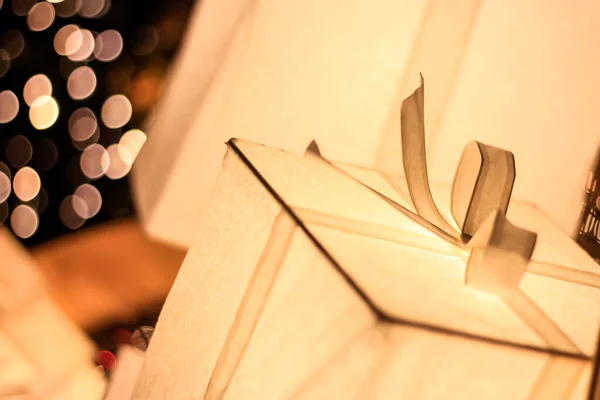 ギフトボックスLightboxクリスマスと新年の装飾 ソフトフォーカス — ストック写真