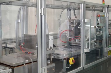 İlaç endüstrisi ampuller için otomatik dolgu hatları