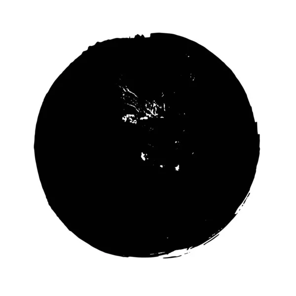 Black grunge circle. Round hand drawn textured shape. — ストックベクタ