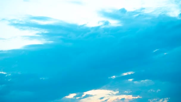 Timelapse Nubes Cielo Azul Atardecer — Vídeos de Stock